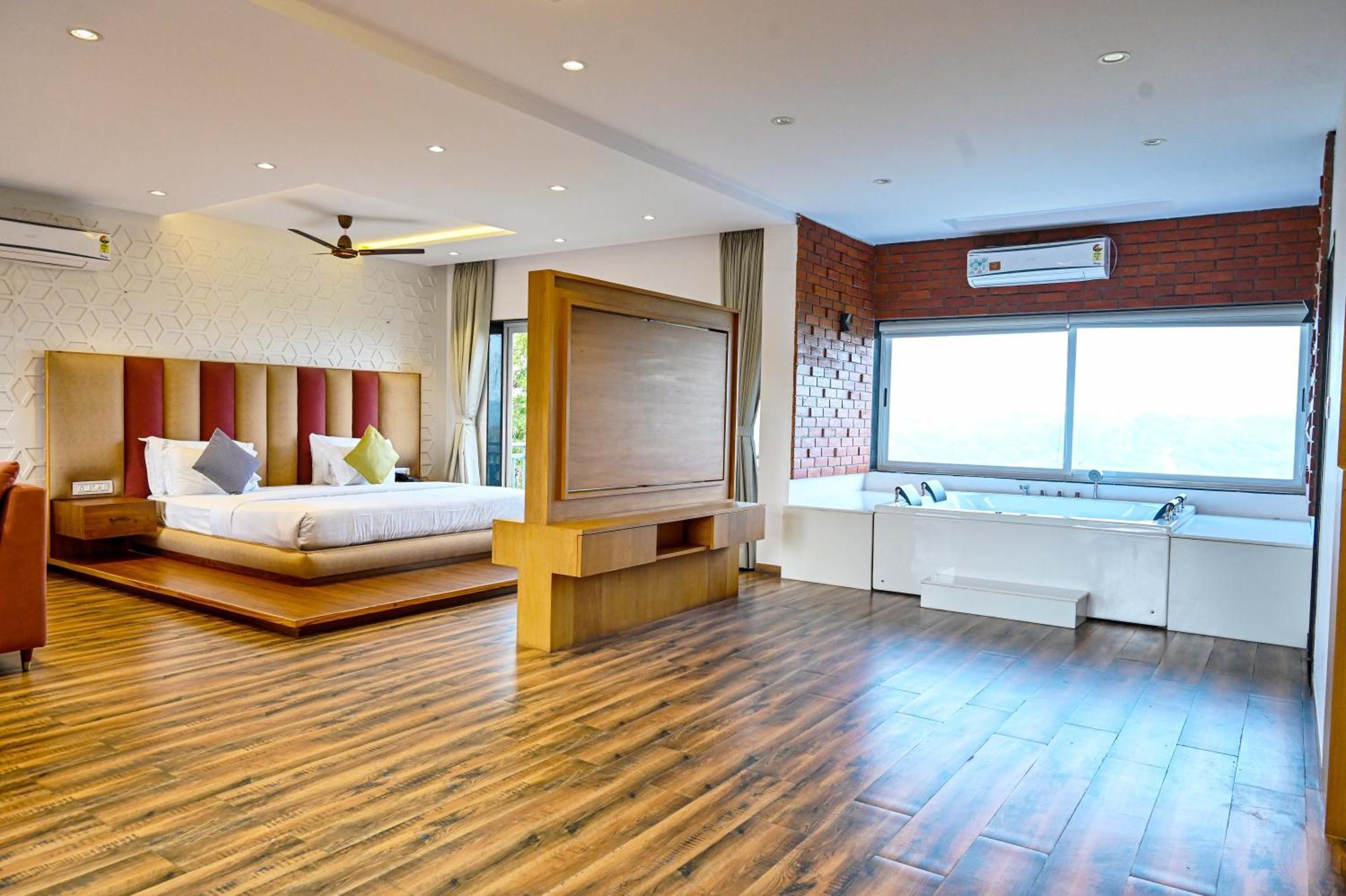 Krishna Riverside Resort Vasad Exterior foto