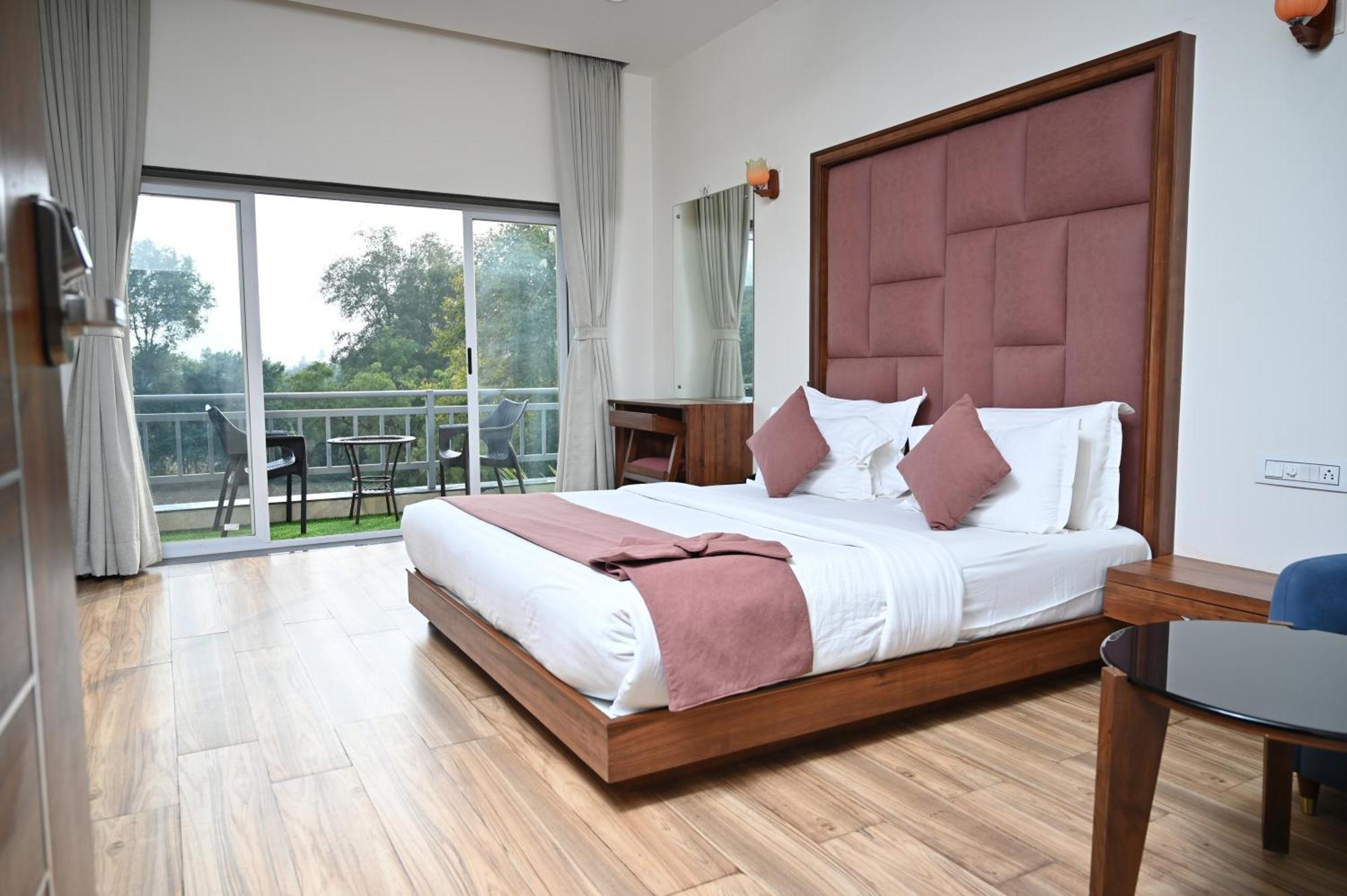 Krishna Riverside Resort Vasad Exterior foto