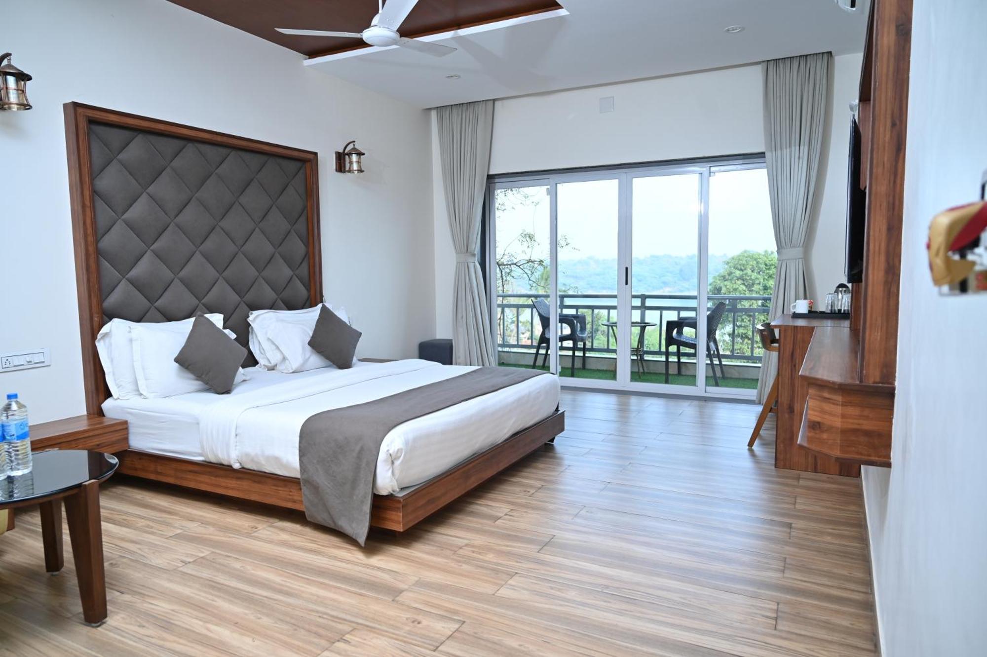 Krishna Riverside Resort Vasad Exterior foto